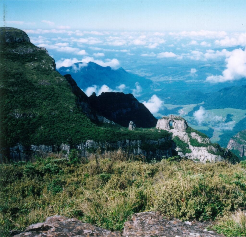 Pedra Furada, formação rochosa em Urubici (SC)