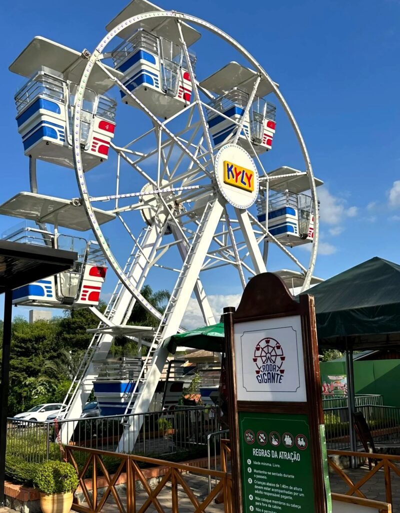 Roda-gigante do Alles Park, parque temático de Pomerode (SC)