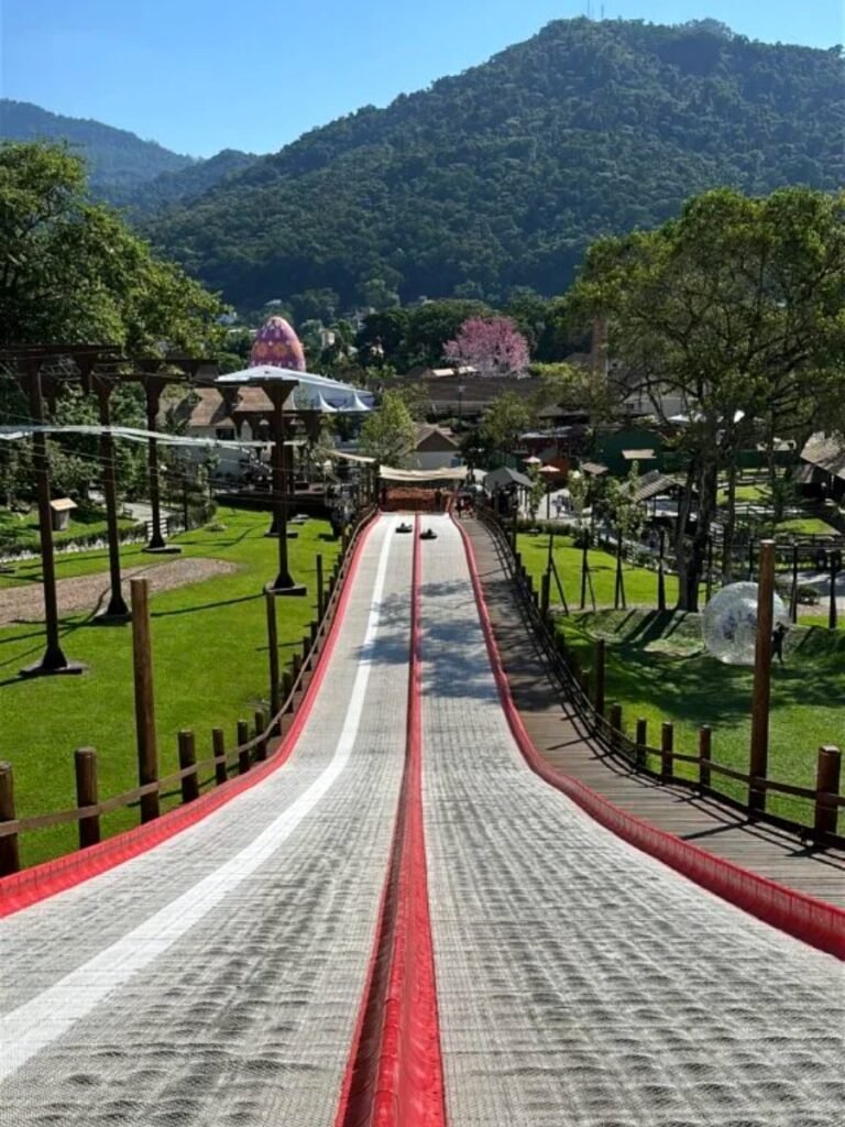 Tobogã gigante do Alles Park, em Pomerode (SC)