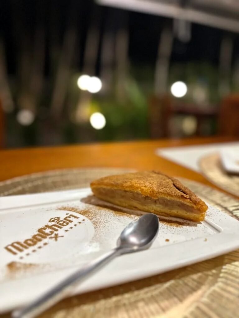 Degustação de chocolate servida na Nugali, em Pomerode (SC)